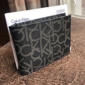 Calvin Klein men's bifold wallet